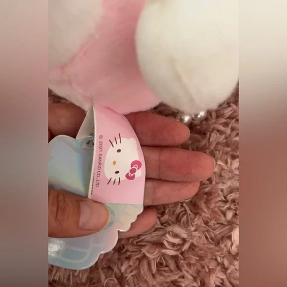 NWT Sanrio Hellokitty large plush purse. Super adorable and well detailed. - Picture 5 of 6